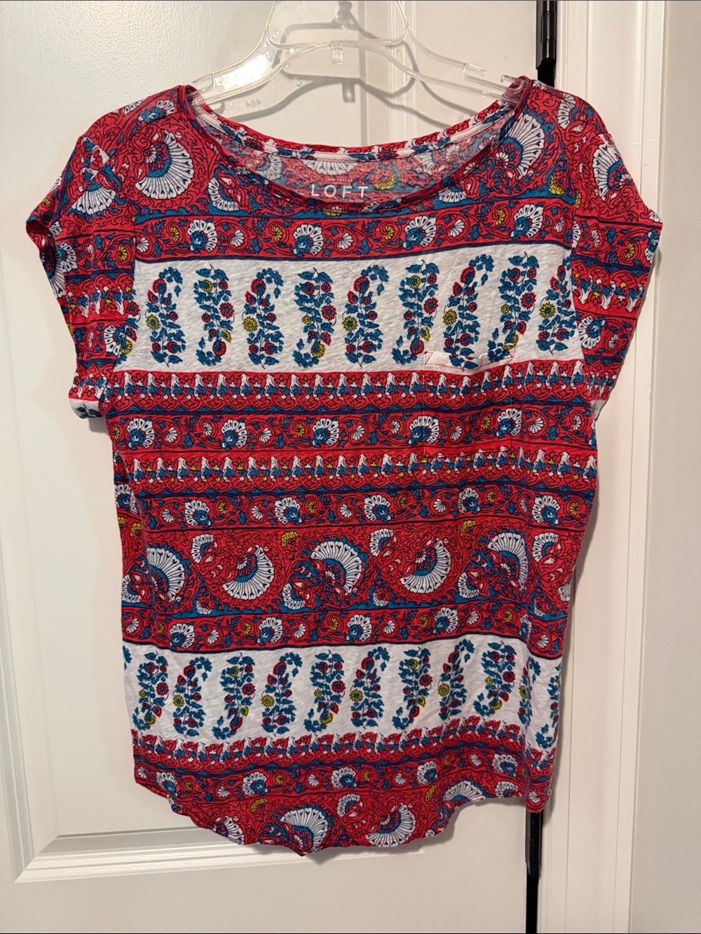 Ann Taylor LOFT Medium Red Multi Floral Stripe Short Sleeve Tee Shirt 100% Linen